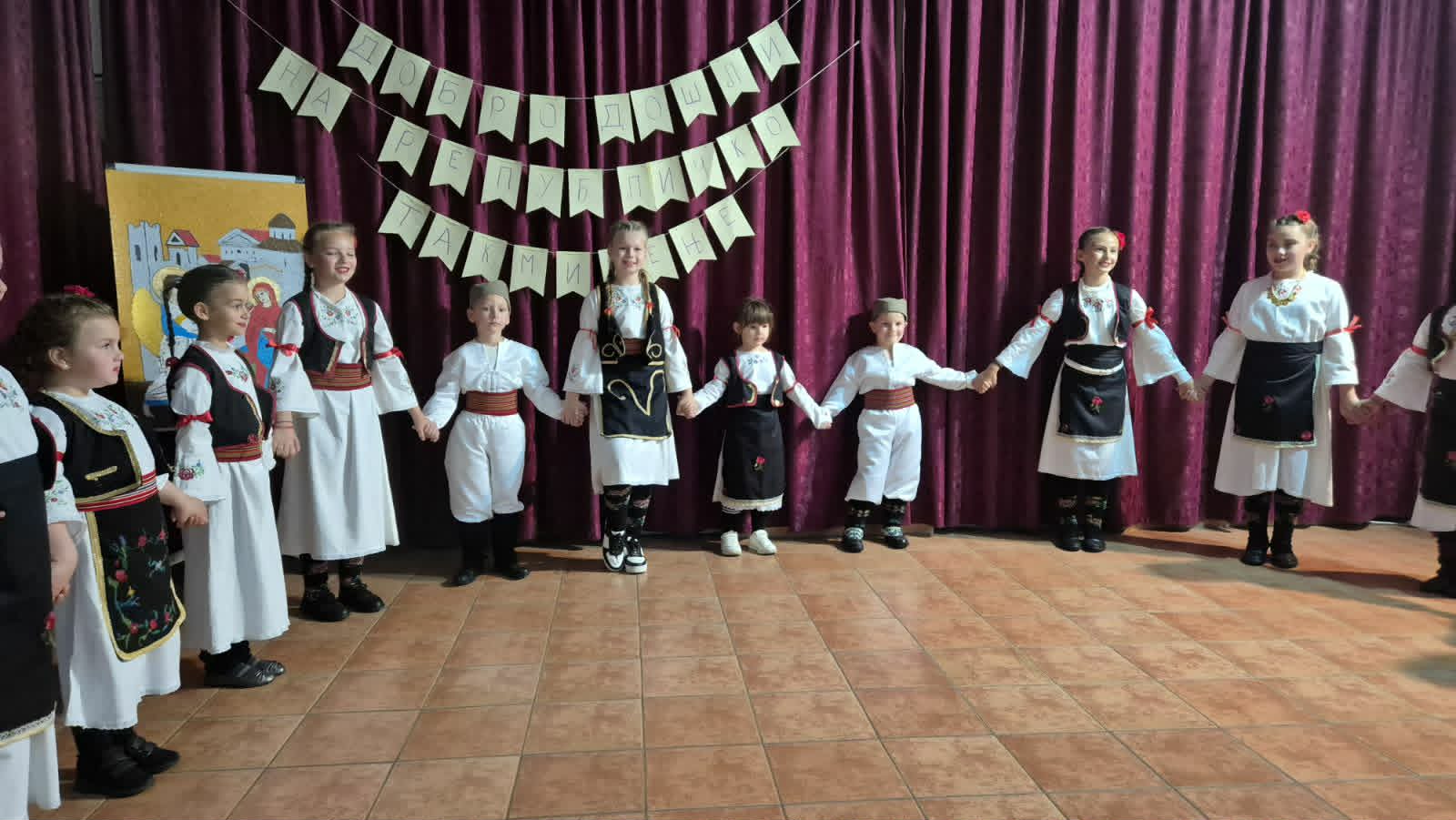 77d6fdfa-105e-43b4-a857-8e8547d9445c